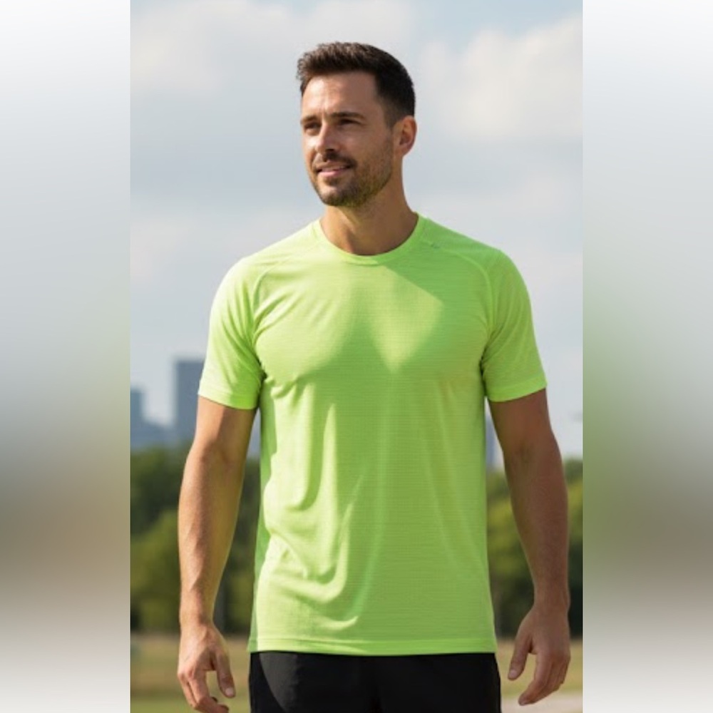 Lululemon Men's Neon Green T-Shirt